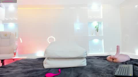 Martina  online show from 26, 12, 2024