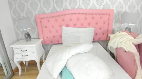 Martina online show from 24, 12, 2024