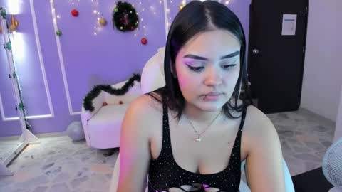 Snapshot of martina_saenz1 chatting on 21, 12, 2024 Martina online show from 21, 12, 2024