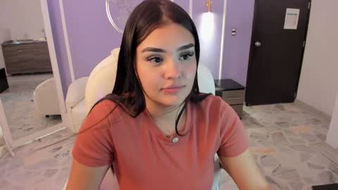 Snapshot of martina_saenz1 chatting on 20, 1, 2025 Martina online show from 20, 1, 2025
