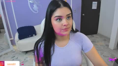 Snapshot of martina_saenz1 chatting on 7, 3, 2025 Martina online show from 7, 3, 2025