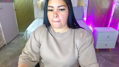 Hey im martina online show from 17, 6, 2026