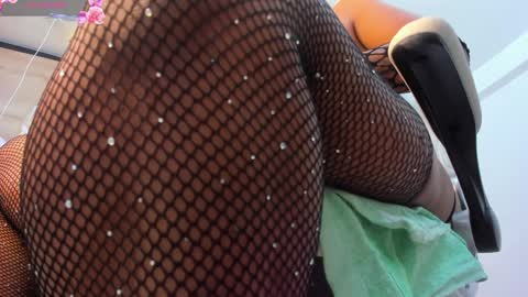 martina touss  online show from 30, 12, 2024