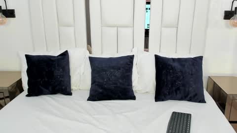 Martina Black online show from 18, 1, 2025