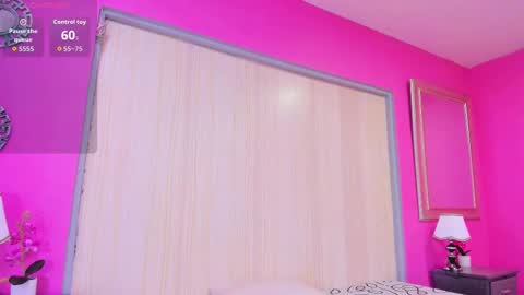Snapshot of martinaaldana chatting on 12, 9, 2025 Martina Aldana online show from 12, 9, 2025