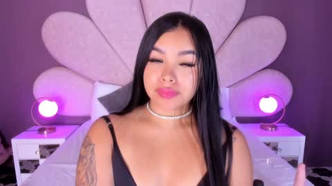 Martina Garcia online show from 8, 2, 2025