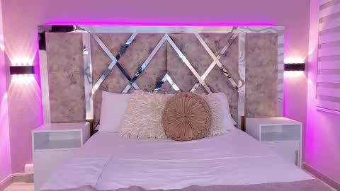 Martina Garcia online show from 16, 12, 2025