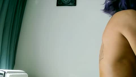 Play with me I obey I promise  online show from 22, 2, 2026