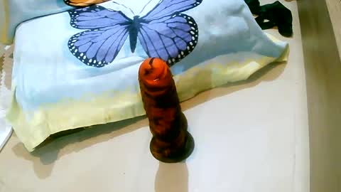 Snapshot of martinas_fantasies chatting on 1, 8, 2026 Play with me I obey I promise online show from 1, 8, 2026