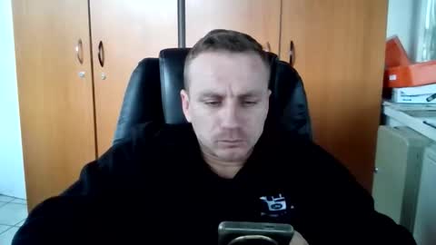 Snapshot of martinbest11 chatting on 1, 11, 2025 martinbest11 online show from 1, 11, 2025