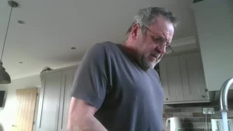 martinrgbxxxx online show from 3, 3, 2026