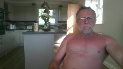 martinrgbxxxx online show from 24, 5, 2026