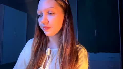 Emily online show from 6, 10, 2025