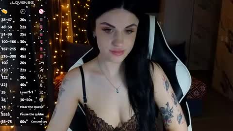 Snapshot of mary___moore chatting on 14, 1, 2025 Maria online show from 14, 1, 2025