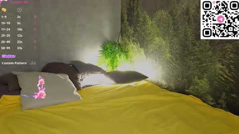 Mary  GMT 3 Mon Tue Wed Thu Fri 0300am - 0900am online show from 30, 11, 2025