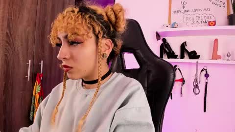 Snapshot of mary_jane_lovers chatting on 21, 2, 2025 Mary Jane online show from 21, 2, 2025