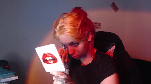                      100   online show from 23, 11, 2025