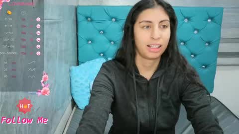  Mary Moon  online show from 18, 5, 2026