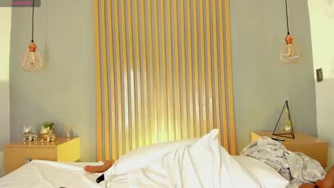 Snapshot of mary_suarez chatting on 5, 1, 2025 Maria online show from 5, 1, 2025