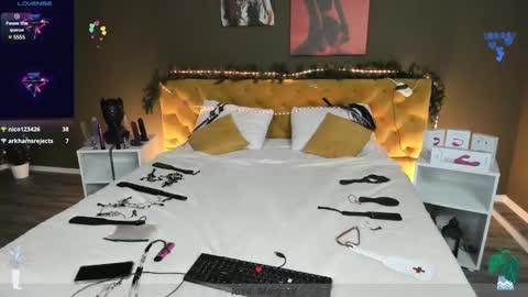 Snapshot of mary_xextra chatting on 11, 1, 2025 Mary GTM3Mon Wed Thu Sat Sun 0400 am-1030pm online show from 11, 1, 2025