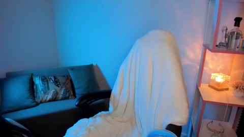 Snapshot of mary_xextra chatting on 22, 9, 2025 Mary GTM3Mon Wed Thu Sat Sun 0400 am-1030pm online show from 22, 9, 2025