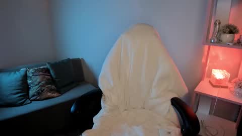 Snapshot of mary_xextra chatting on 5, 10, 2025 Mary GTM3Mon Wed Thu Sat Sun 0400 am-1030pm online show from 5, 10, 2025