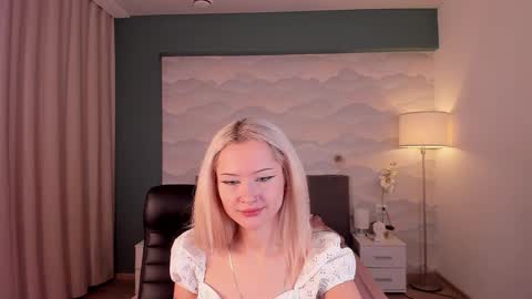 Snapshot of maryangels chatting on 29, 9, 2025 Mary online show from 29, 9, 2025