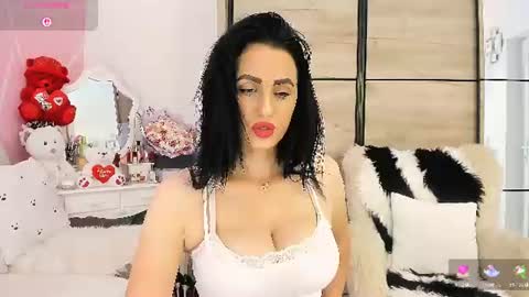 Snapshot of maryeelle chatting on 10, 7, 2026 Maryelle online show from 10, 7, 2026