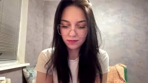 Snapshot of maryellensiewert chatting on 14, 12, 2025 Stephie online show from 14, 12, 2025