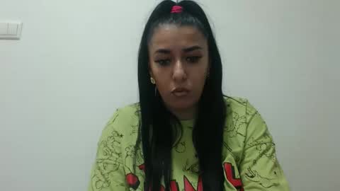 Snapshot of maryem199115 chatting on 19, 10, 2025 maryem online show from 19, 10, 2025