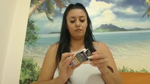 Snapshot of maryem199115 chatting on 22, 10, 2025 maryem online show from 22, 10, 2025