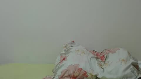 Snapshot of maryem199115 chatting on 14, 1, 2026 maryem online show from 14, 1, 2026