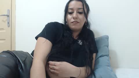 Snapshot of maryem199115 chatting on 12, 3, 2026 maryem online show from 12, 3, 2026