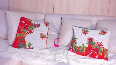 Snapshot of maryevans_ chatting on 6, 12, 2024 online show from 6, 12, 2024