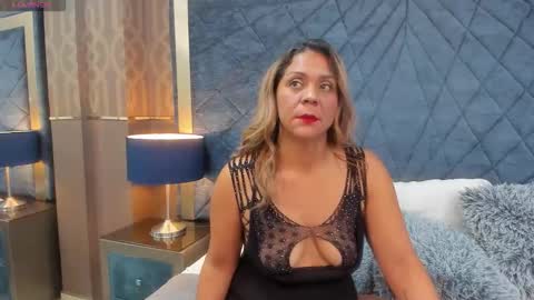 Snapshot of maryhawkey chatting on 21, 12, 2025 maryhawkey online show from 21, 12, 2025