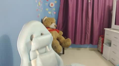 Snapshot of maryline_w chatting on 14, 2, 2025 maryline online show from 14, 2, 2025