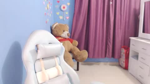 Snapshot of maryline_w chatting on 8, 3, 2025 maryline online show from 8, 3, 2025