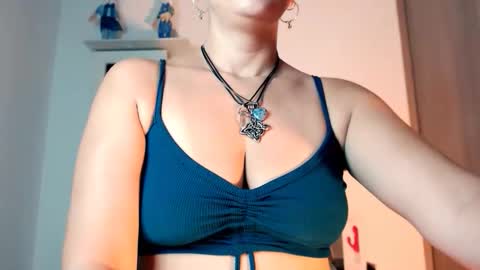 Snapshot of maryline_w chatting on 13, 9, 2025 maryline online show from 13, 9, 2025