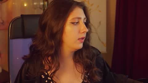 Mary Miller online show from 11, 9, 2025