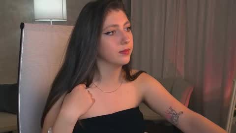 Mary Miller online show from 18, 9, 2025