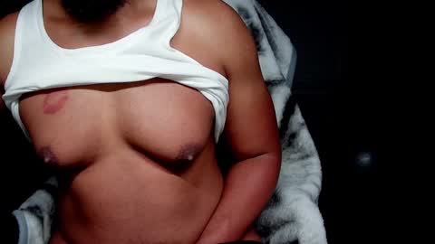 Snapshot of masculine9hard210085 chatting on 17, 9, 2025 masculine9hard210085 online show from 17, 9, 2025