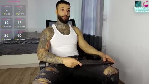 Snapshot of masculineguy69 chatting on 22, 10, 2025 masculineguy69 online show from 22, 10, 2025