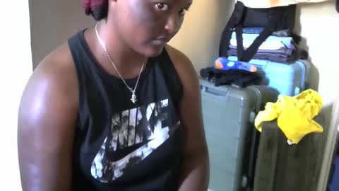 Snapshot of maseratty chatting on 5, 11, 2025 Cate online show from 5, 11, 2025