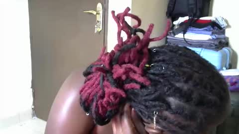 Snapshot of maseratty chatting on 17, 11, 2025 Cate online show from 17, 11, 2025