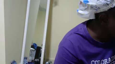 Snapshot of maseratty chatting on 2, 12, 2025 Cate online show from 2, 12, 2025