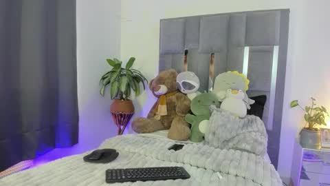 Snapshot of mash_angelo chatting on 5, 3, 2026 mash_angelo online show from 5, 3, 2026