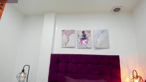 MashaPink online show from 4, 11, 2025