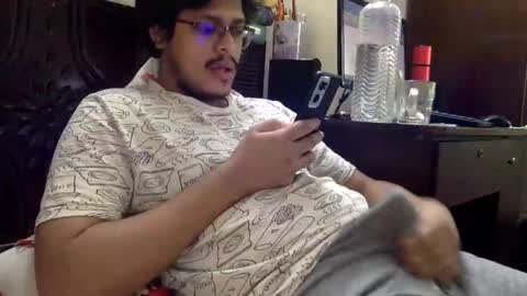 Snapshot of mashup2 chatting on 24, 12, 2024 mashup2 online show from 24, 12, 2024