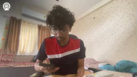 maskboyz2003 online show from 28, 9, 2025