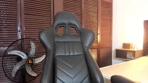 Snapshot of maskedgirl01 chatting on 20, 6, 2026 Scarlet online show from 20, 6, 2026